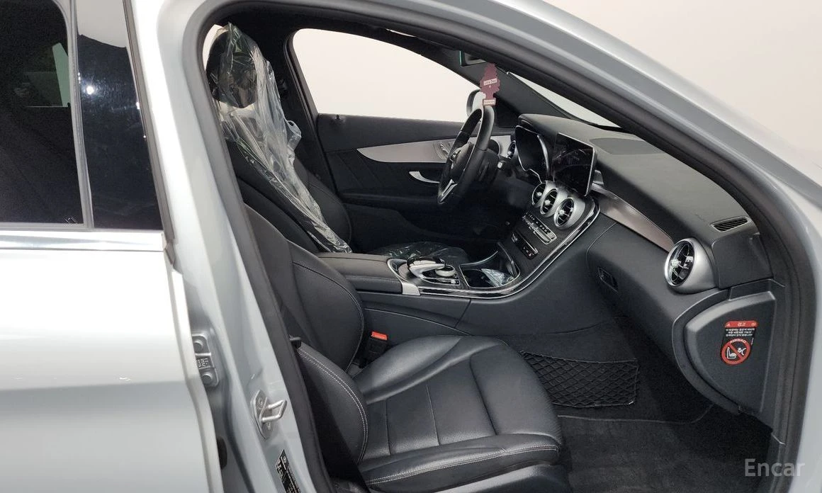 Mercedes-Benz C 200, снимка 11 - Автомобили и джипове - 55611213