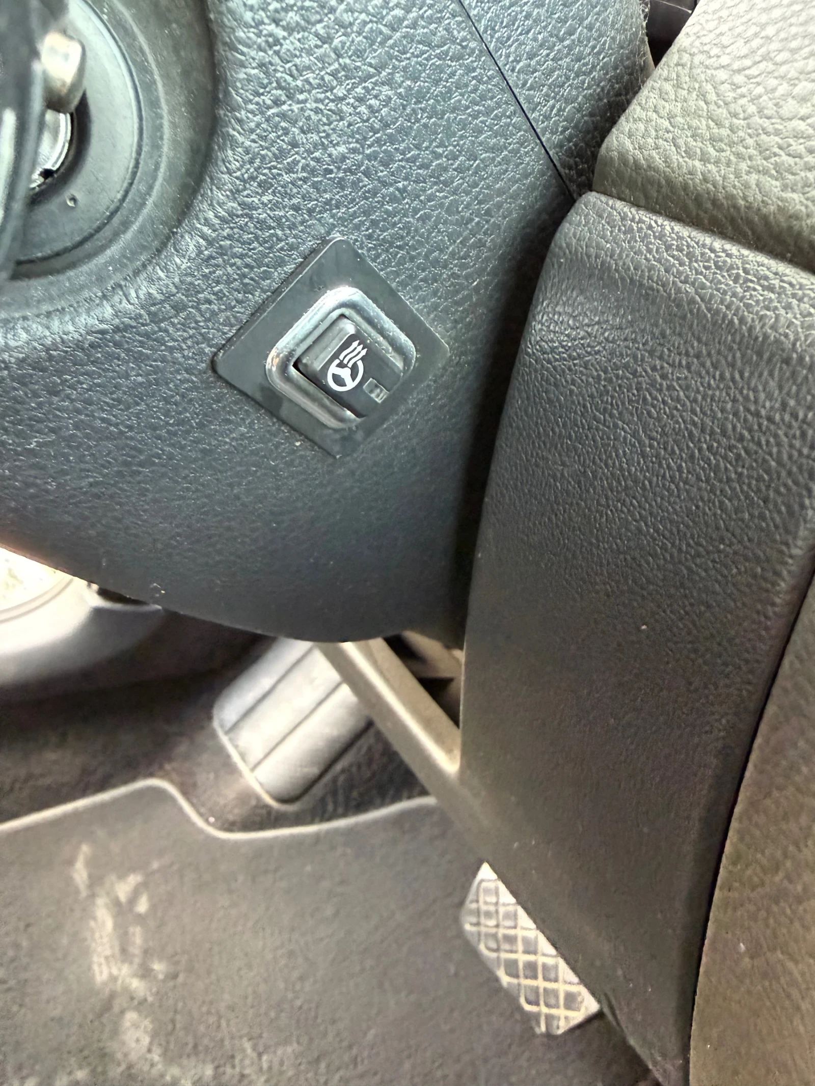 VW Polo R line 1.6 TDI, снимка 8 - Автомобили и джипове - 55614785