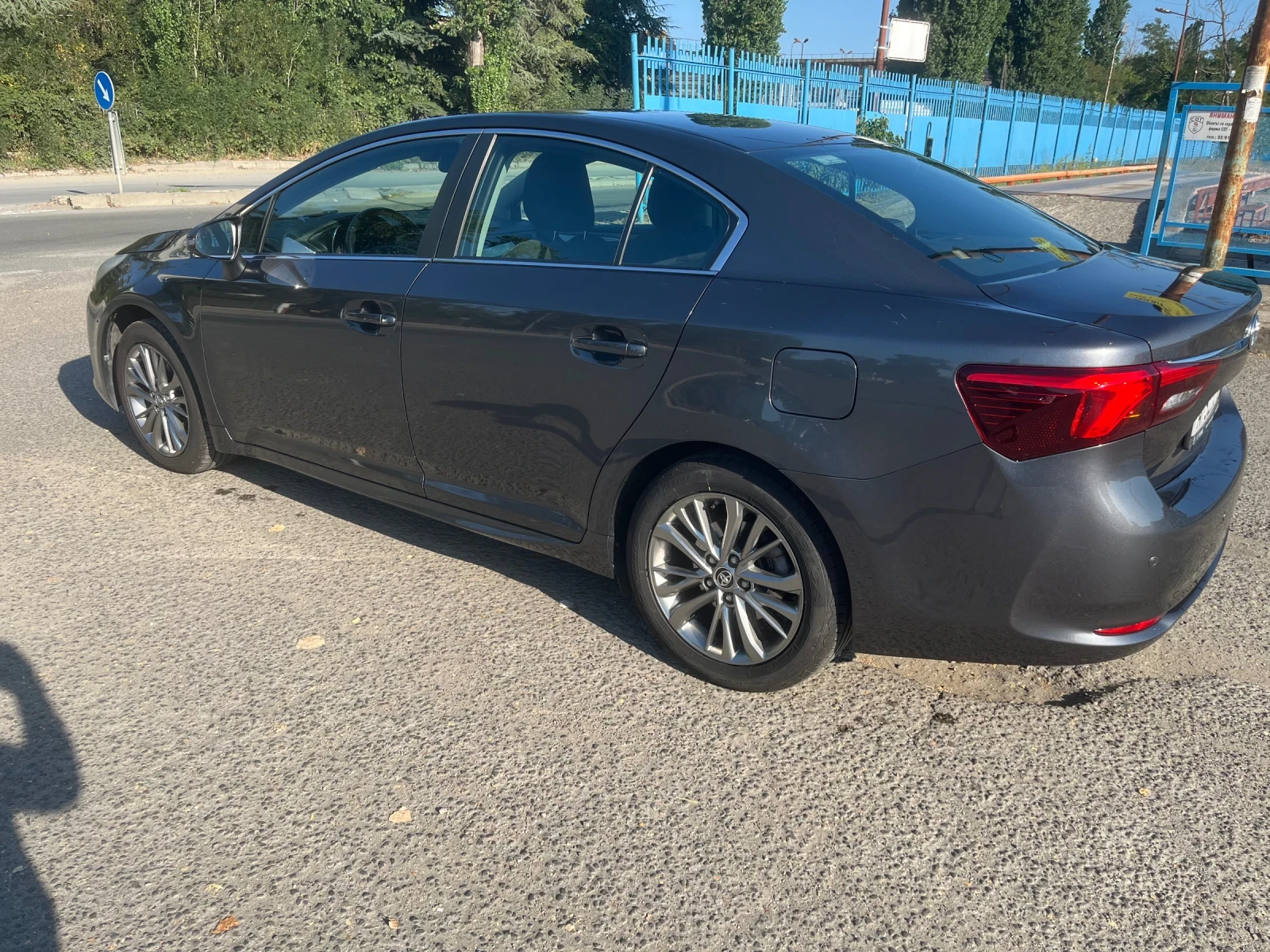 Toyota Avensis, снимка 3 - Автомобили и джипове - 55617822