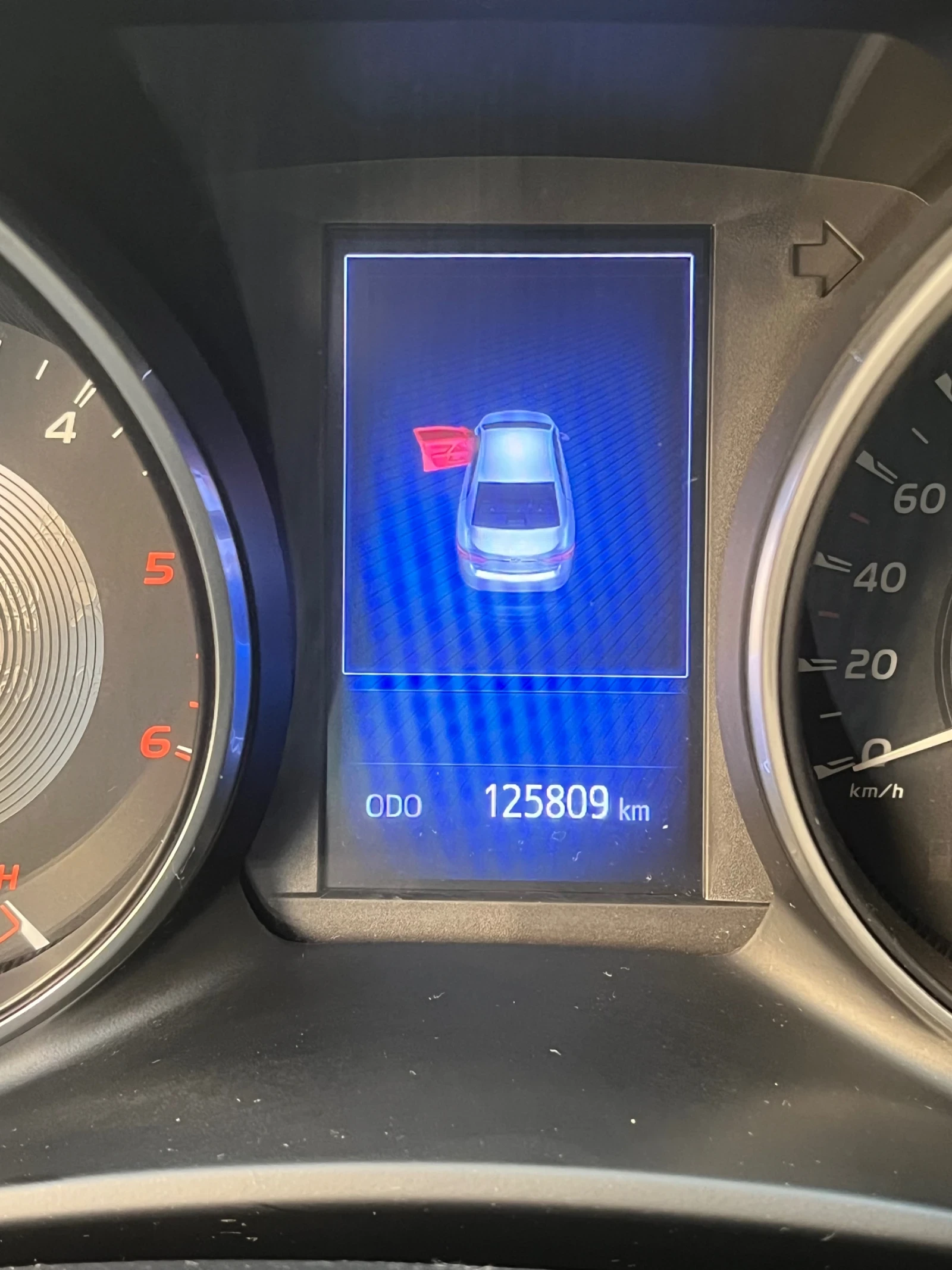 Toyota Avensis, снимка 5 - Автомобили и джипове - 55617822
