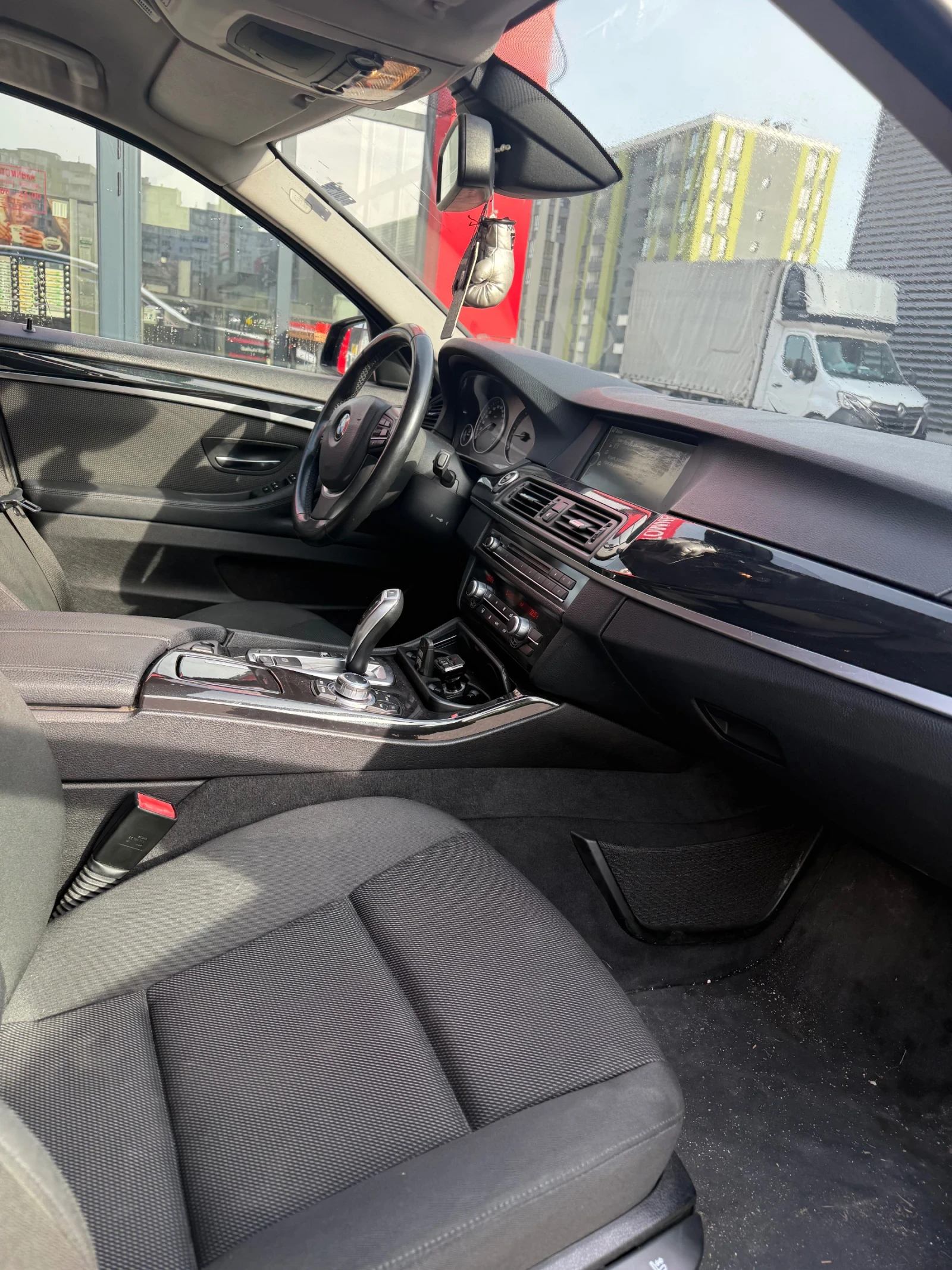 BMW 525, снимка 7 - Автомобили и джипове - 55658767