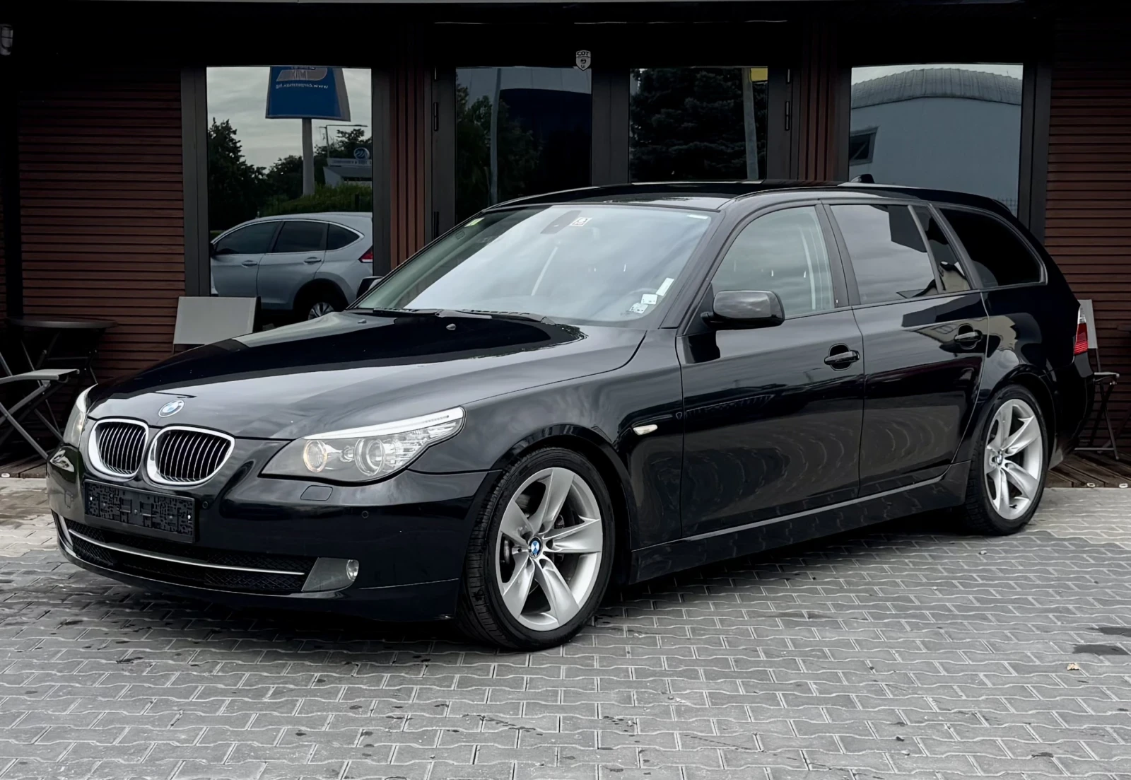 BMW 530 Кожа* Подгрев* Памет* Лизинг, снимка 1 - Автомобили и джипове - 56114880