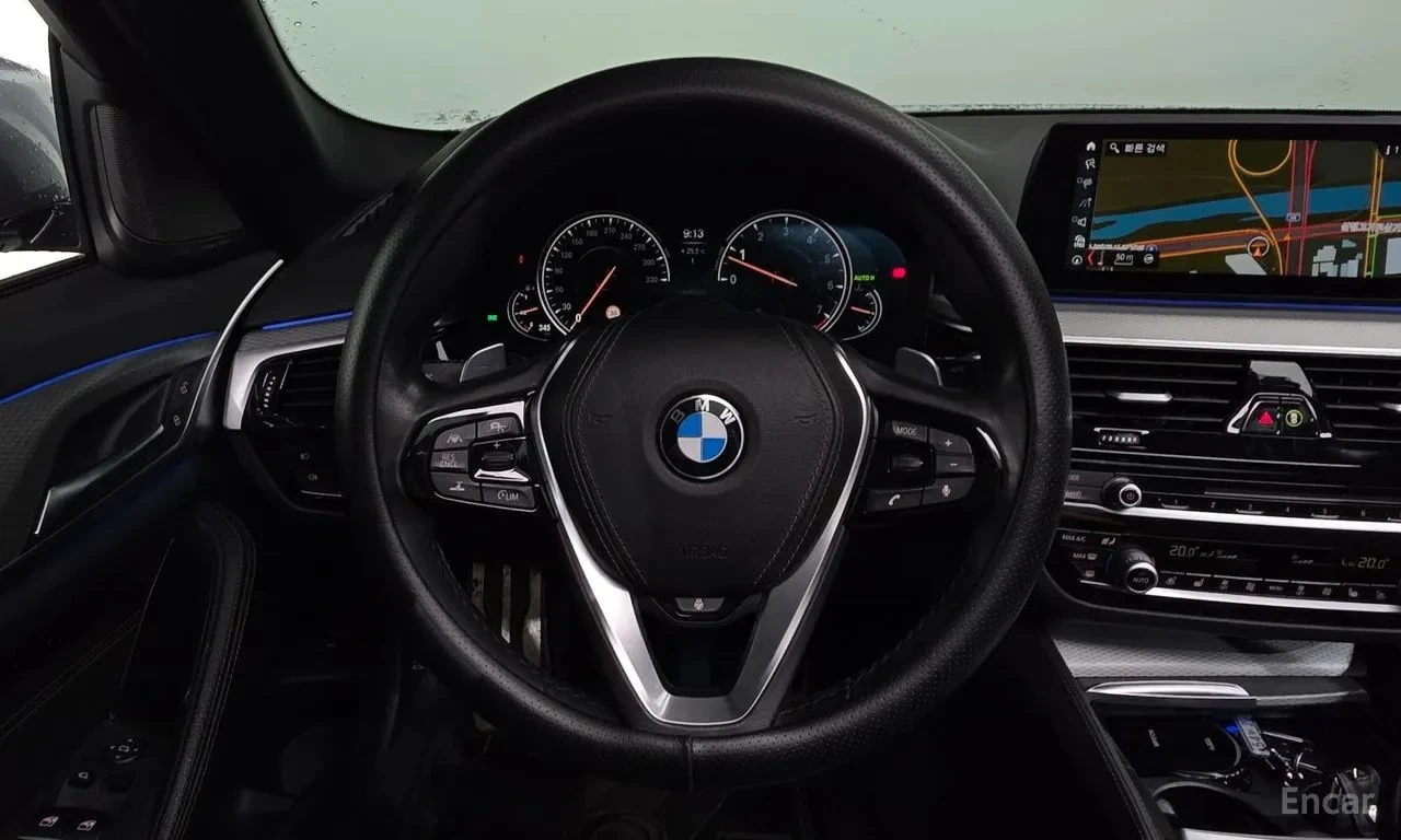 BMW 530 * 530i M Sport Package * ЦЕНА ДО БГ, снимка 13 - Автомобили и джипове - 56131088