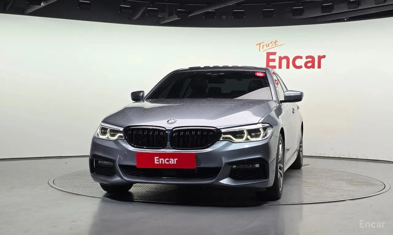 BMW 530 * 530i M Sport Package * ЦЕНА ДО БГ, снимка 3 - Автомобили и джипове - 56131088
