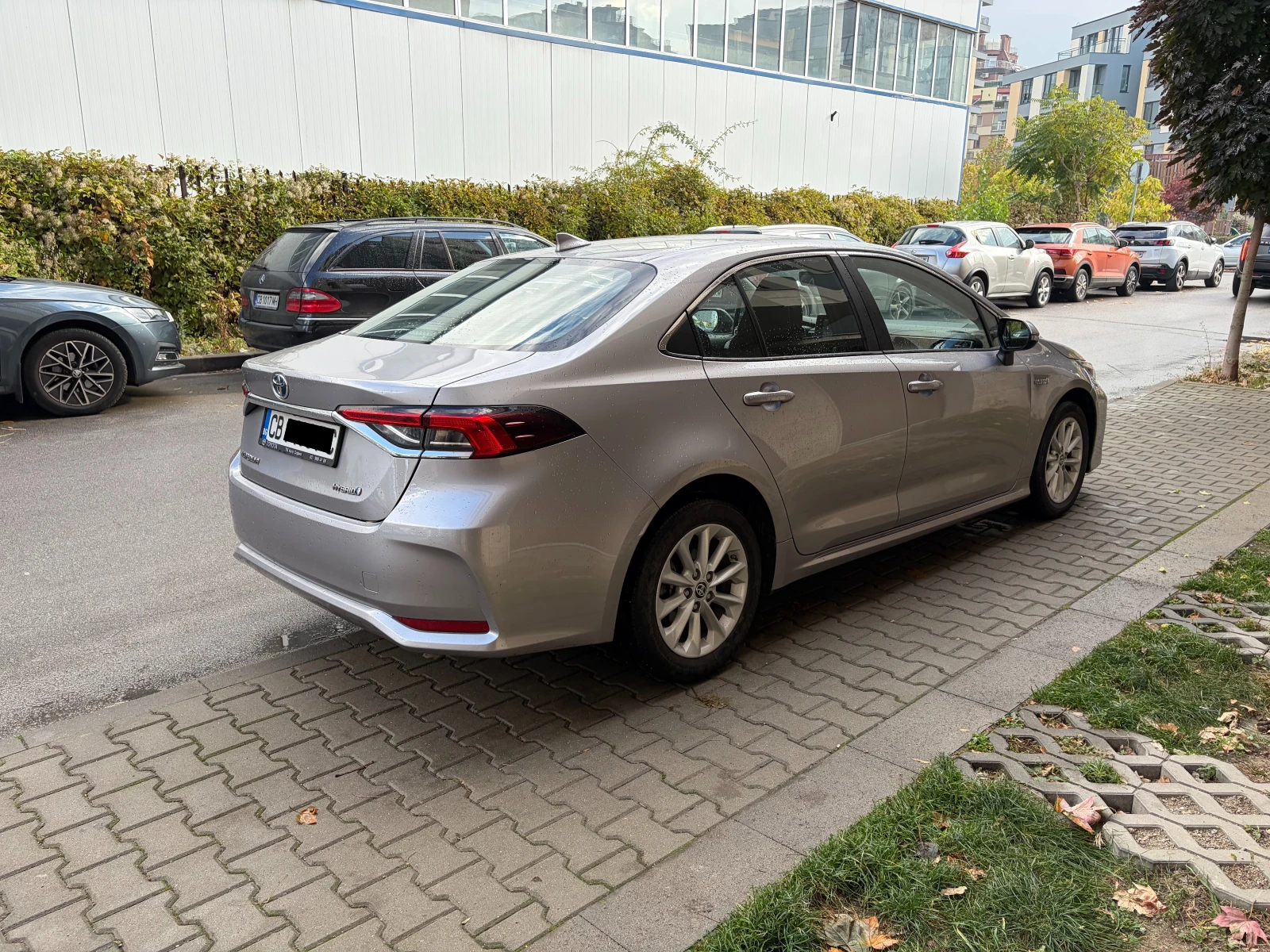 Toyota Corolla 1.8Hybrid e-CVT Executive- � �������� | Mobile.bg � ����������� 3