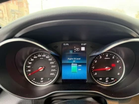 Mercedes-Benz GLC 300  * 4MATIC* DISTRONIC* ПАНОРАМА * 2 КЛЮЧА * CARFAX, снимка 11