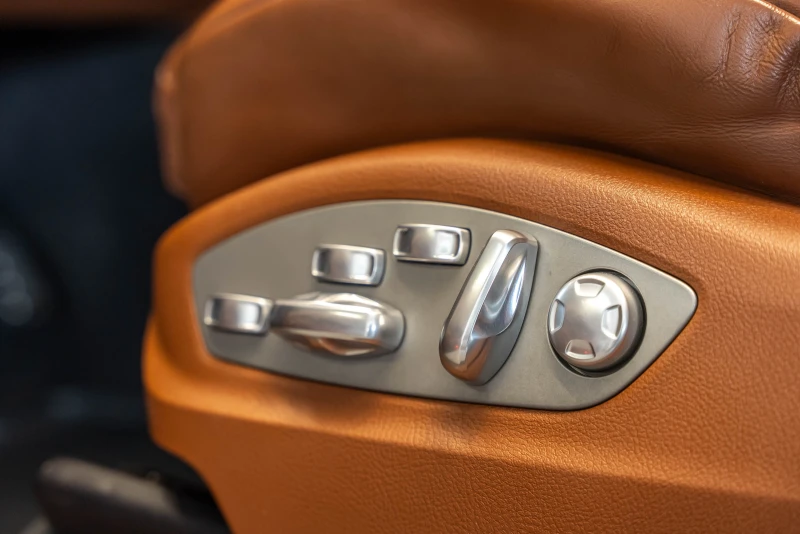 Porsche Cayenne 4.2 gts pack, снимка 10 - Автомобили и джипове - 51505619