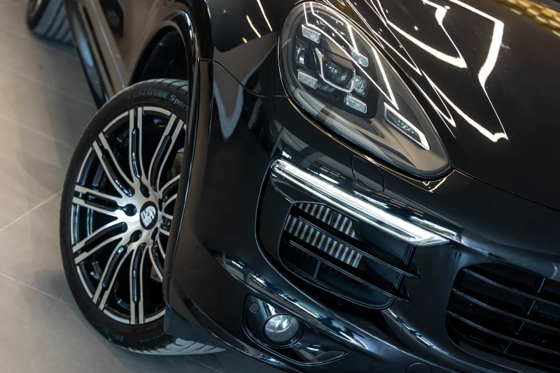 Porsche Cayenne 4.2 gts pack, снимка 2 - Автомобили и джипове - 51505619