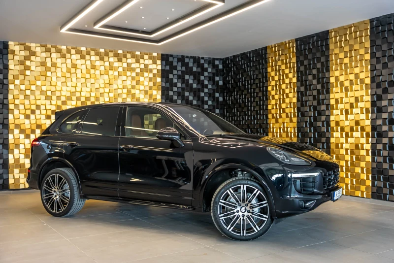 Porsche Cayenne 4.2 gts pack, снимка 3 - Автомобили и джипове - 51505619