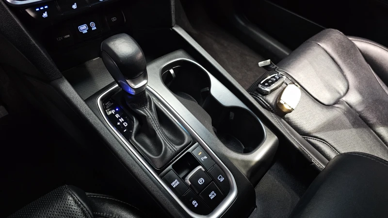 Hyundai Santa fe 2.0 2WD EXCLUSIVE SPECIAL autogeorge.com, снимка 8 - Автомобили и джипове - 52148970