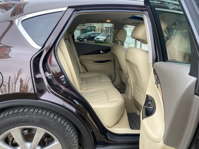 Infiniti Ex30 3.0D/4x4/AVTOMAT/NAVI, снимка 11 - Автомобили и джипове - 52477695