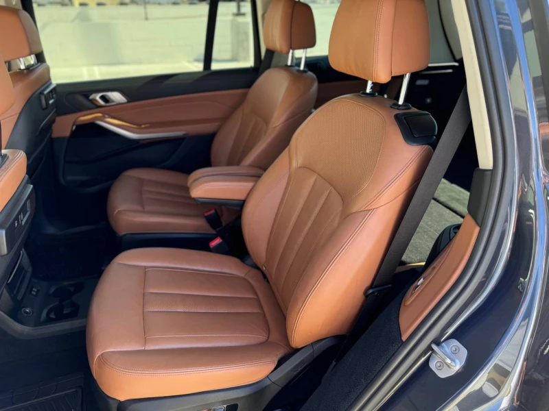 BMW X7 xDrive 40I, снимка 16 - Автомобили и джипове - 52511939