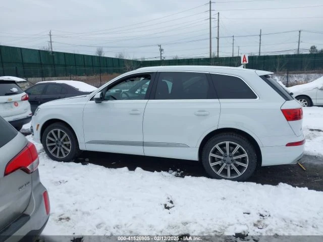 Audi Q7, снимка 6 - Автомобили и джипове - 49358092