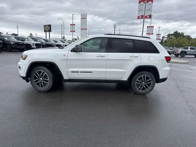 Jeep Grand cherokee  Trailhawk | ФИКСИРАНА ЦЕНА ДО БЪЛГАРИЯ | , снимка 2 - Автомобили и джипове - 55398091