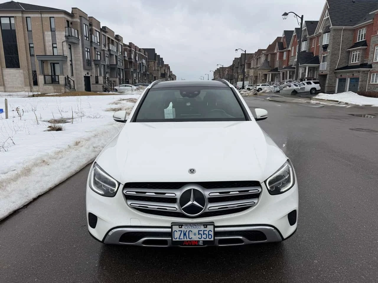 Mercedes-Benz GLC 300  * 4MATIC* DISTRONIC* ПАНОРАМА * 2 КЛЮЧА * CARFAX, снимка 6 - Автомобили и джипове - 54129164