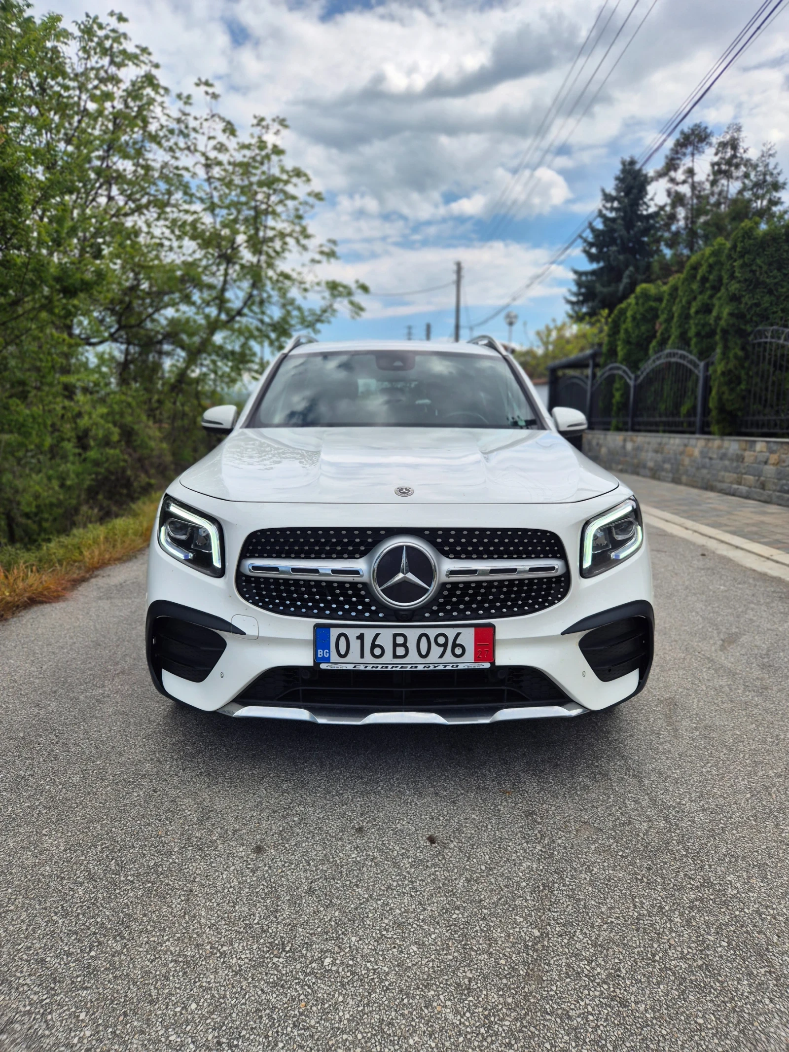 Mercedes-Benz GLB 220 D/AMG/21г., снимка 3 - Автомобили и джипове - 54498956