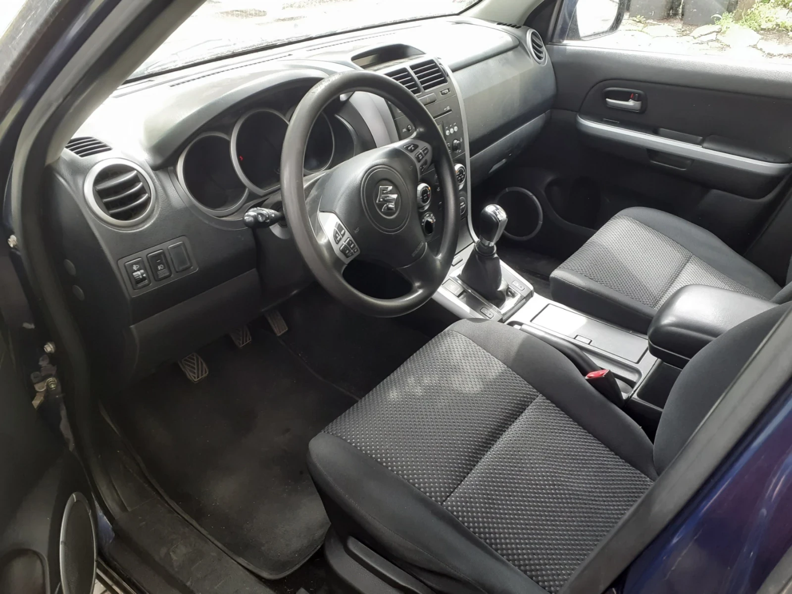 Suzuki Grand vitara, снимка 7 - Автомобили и джипове - 55203769