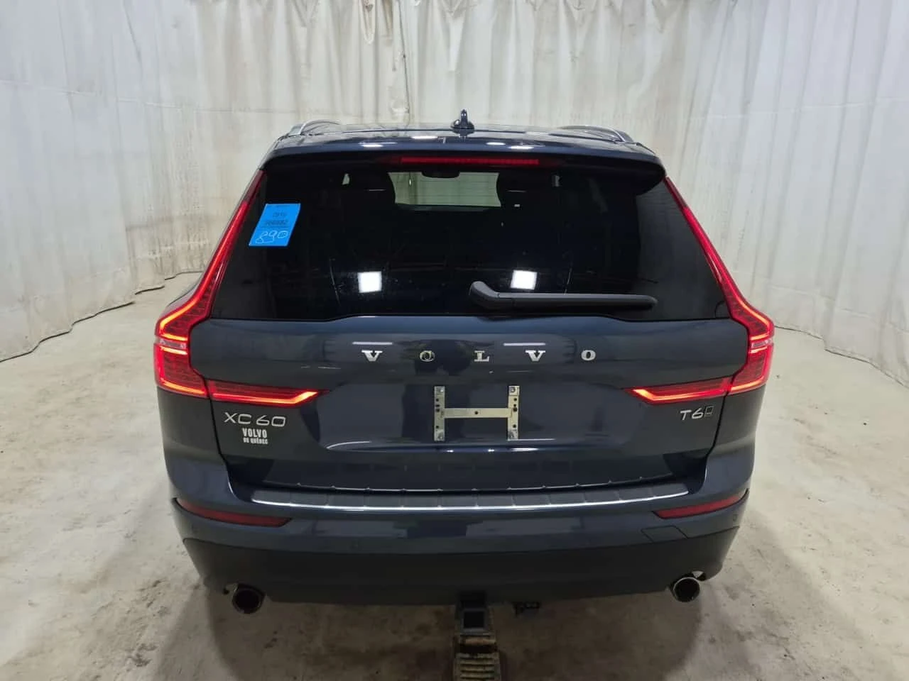 Volvo XC60 * Momentum * CARFAX * БЕЗ ПЪРВОНАЧАЛНА ВНОСКА, снимка 4 - Автомобили и джипове - 55443853