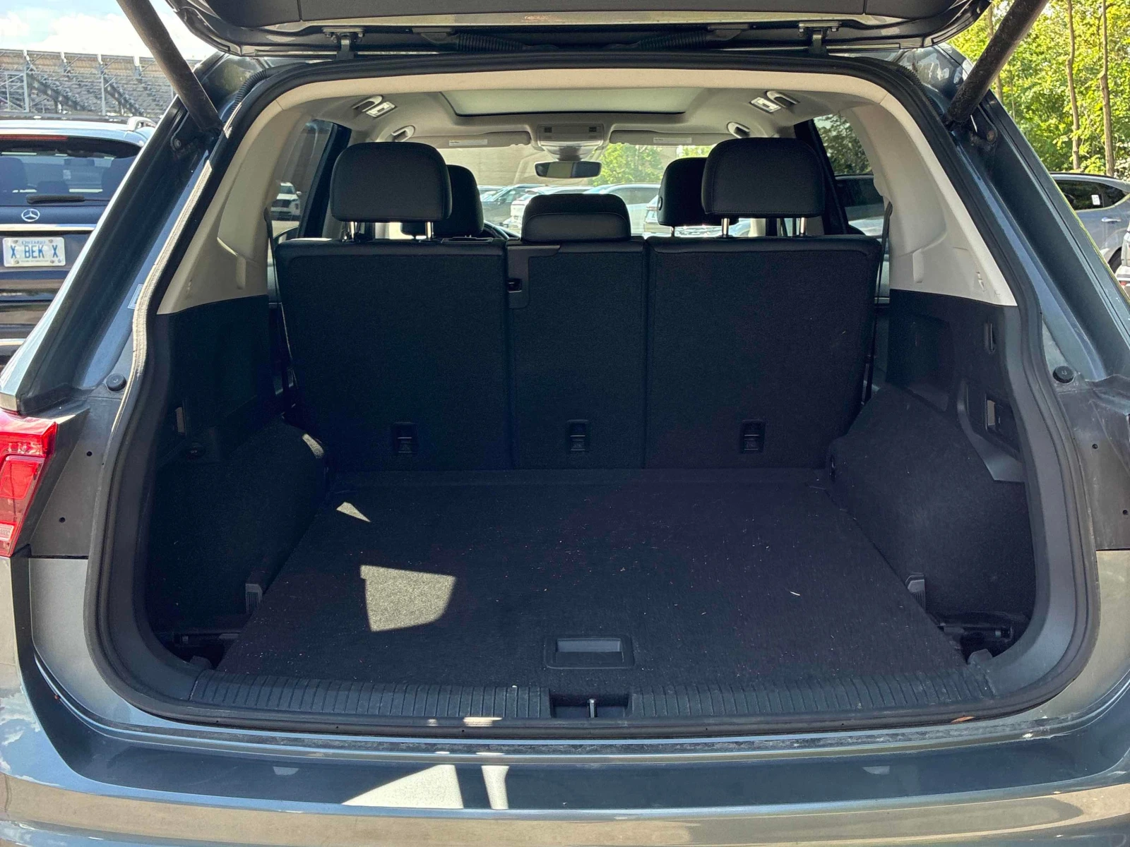 VW Tiguan * Highline * CARFAX * АВТОКРЕДИТ* , снимка 13 - Автомобили и джипове - 55838099