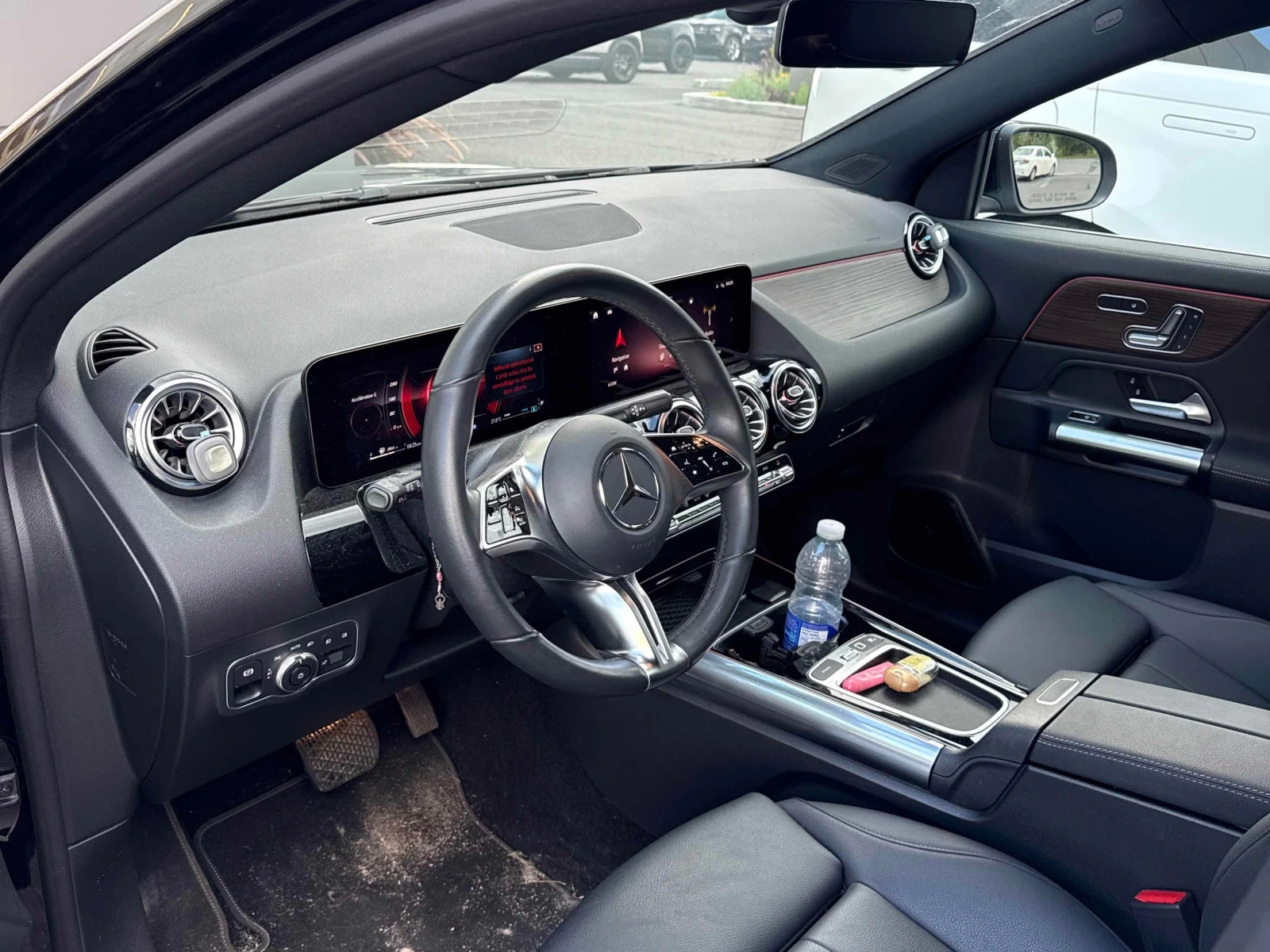 Mercedes-Benz GLA 250 4MATIC | CARFAX | АВТОКРЕДИТ БЕЗ ПЪРВОНАЧАЛНА, снимка 7 - Автомобили и джипове - 55848826