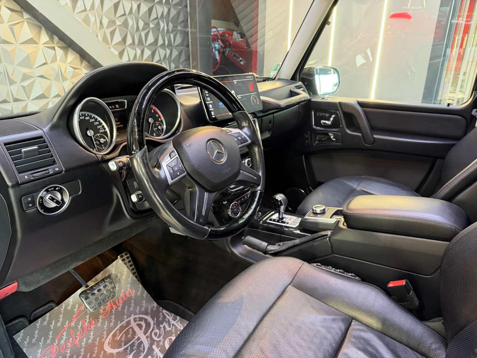 Mercedes-Benz G 350 4 MATIC FACELIFT BLUETEC * FULL ЕКС * Шибедах * , снимка 7 - Автомобили и джипове - 55886952