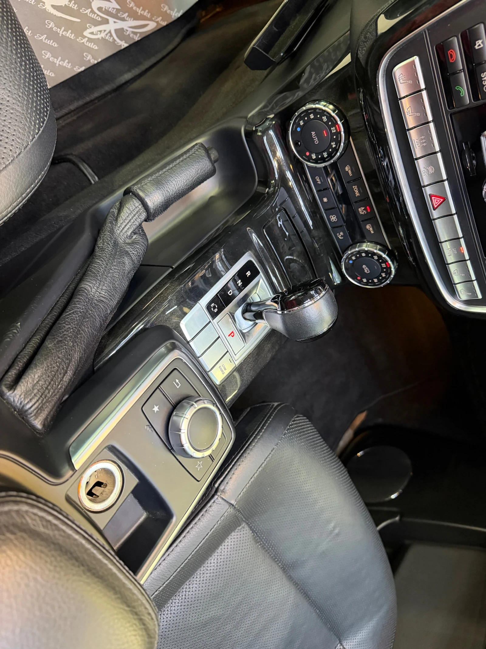 Mercedes-Benz G 350 4 MATIC FACELIFT BLUETEC * FULL ЕКС * Шибедах * , снимка 8 - Автомобили и джипове - 55886952