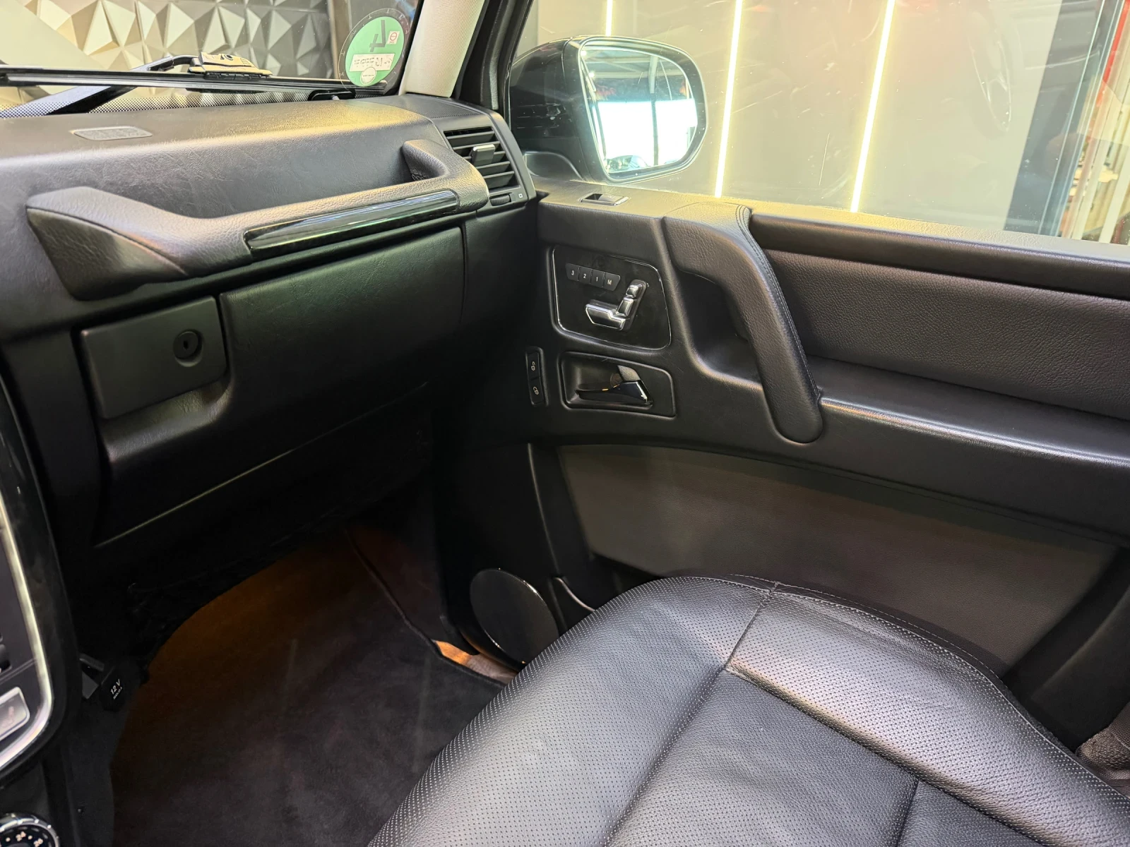 Mercedes-Benz G 350 4 MATIC FACELIFT BLUETEC * FULL ЕКС * Шибедах * , снимка 9 - Автомобили и джипове - 55886952