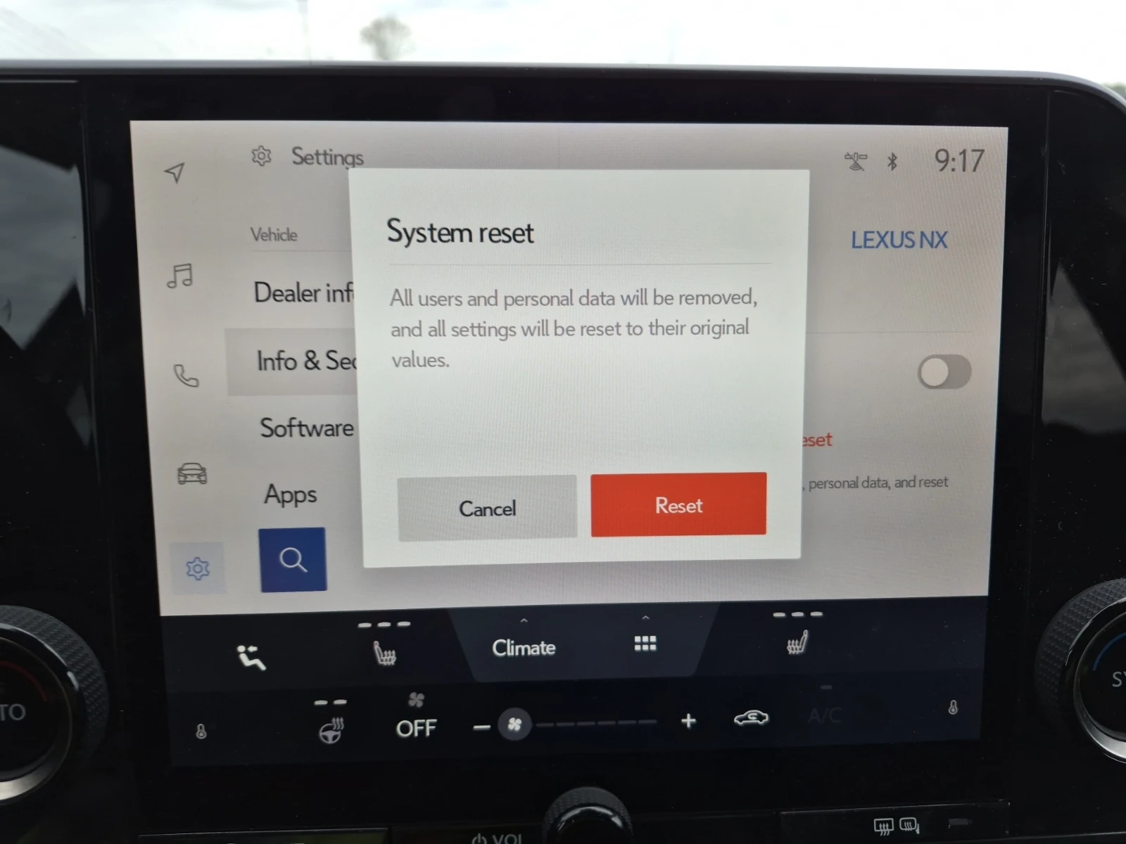 Lexus NX 250* �������* �.�����* CarPlay/Android Auto | Mobile.bg � ����������� 14