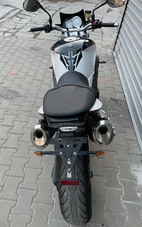     Triumph Speed Triple Video