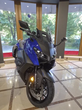 ������ Yamaha T-max
