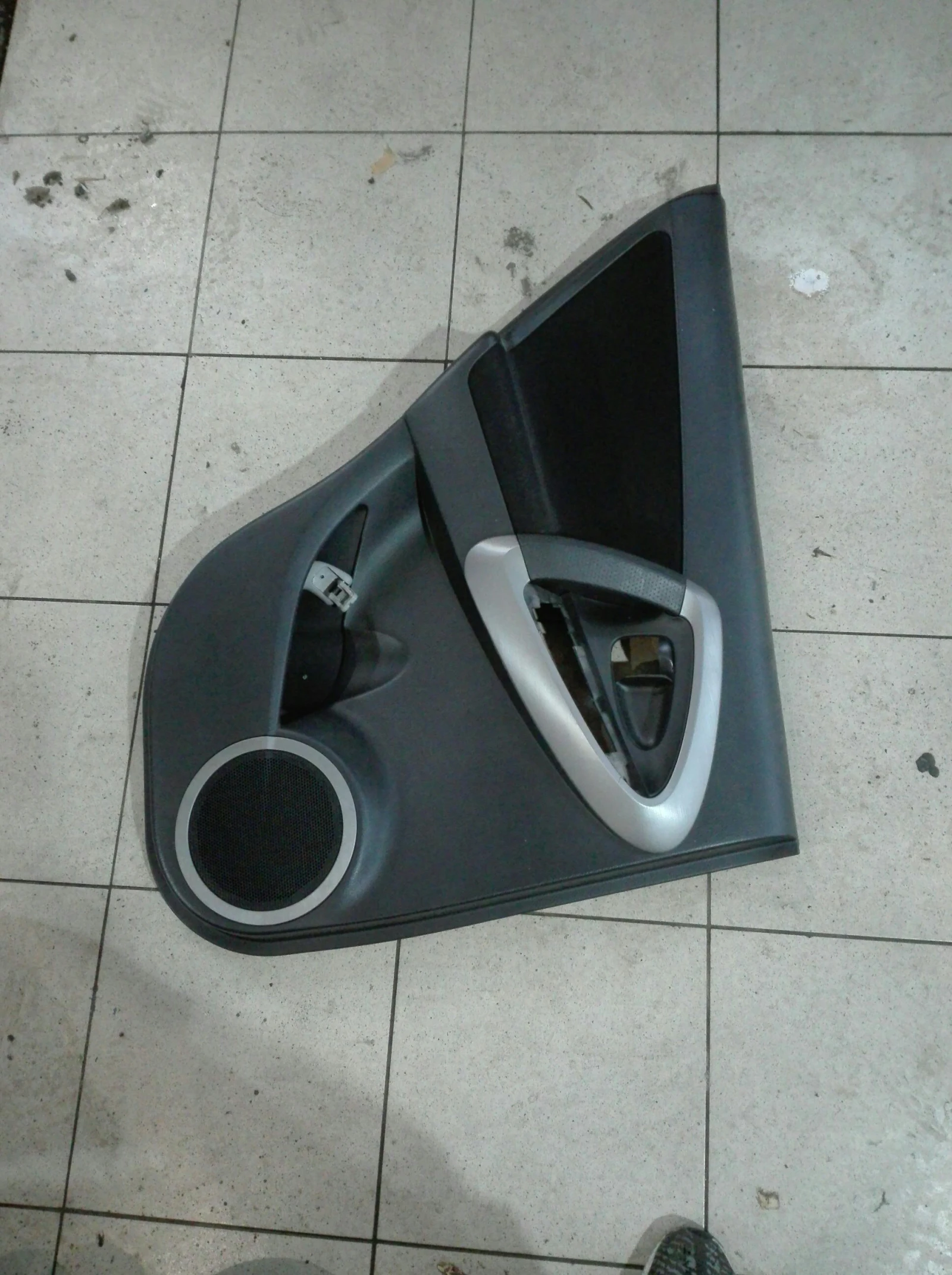 ���� �� ����� ����� ���� �� ������ ���-4 2.2� | Mobile.bg � ����������� 1