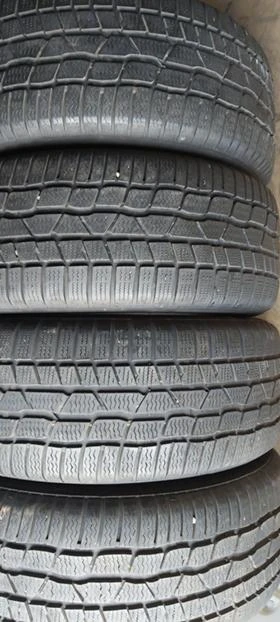 Гуми Зимни 225/55R16, снимка 1