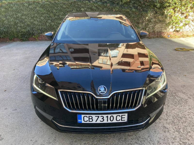 Skoda Superb 2.0 DSG, снимка 2 - Автомобили и джипове - 47425949