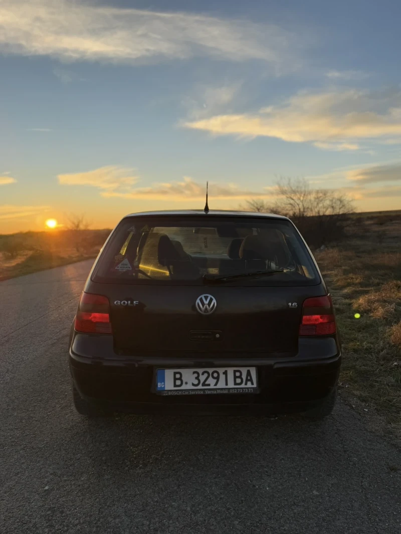 VW Golf, снимка 4 - Автомобили и джипове - 48535250