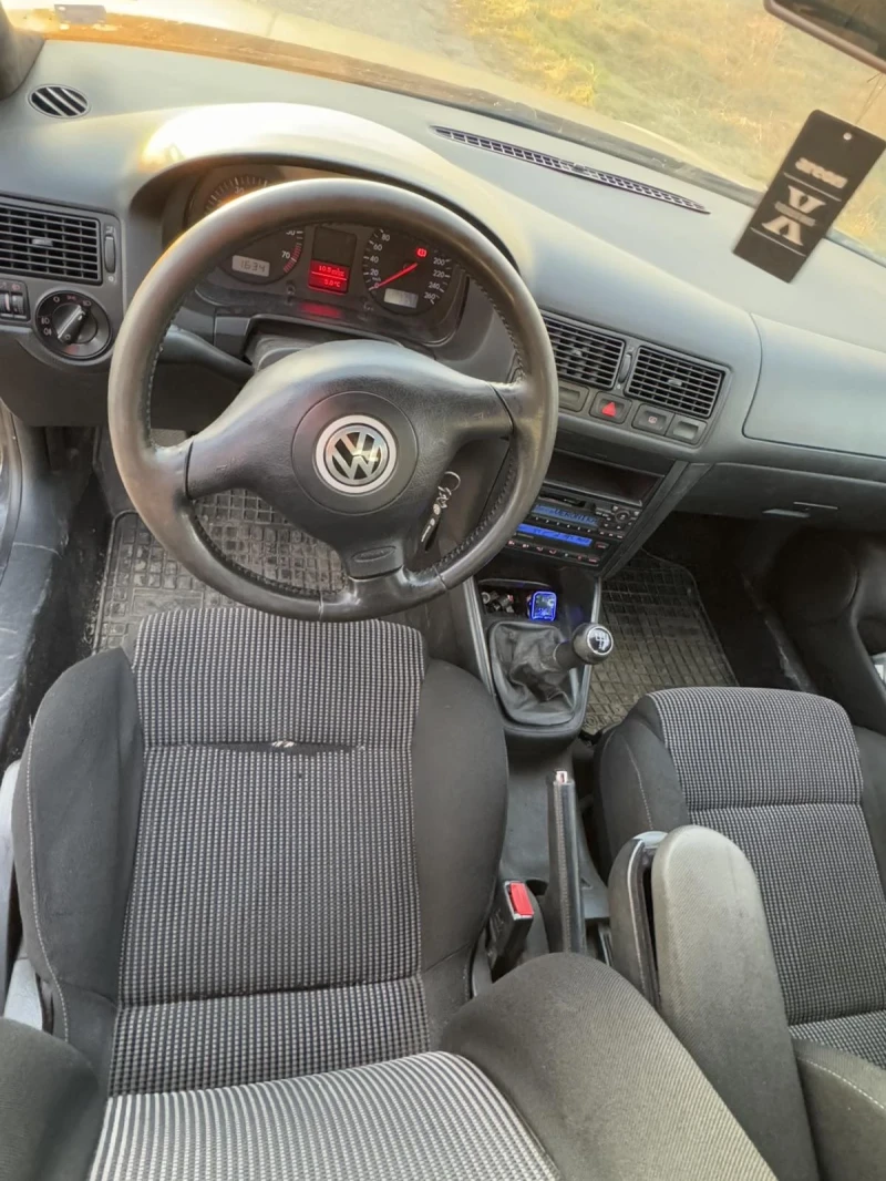 VW Golf, снимка 6 - Автомобили и джипове - 48535250