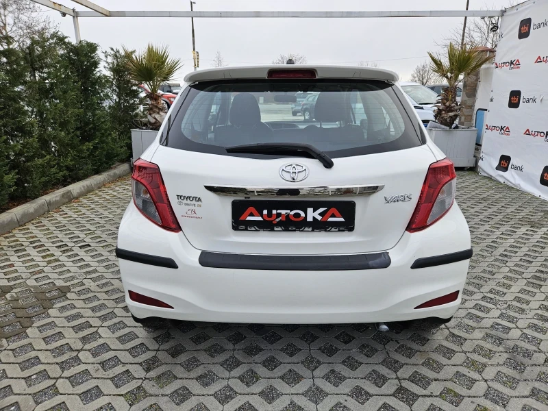 Toyota Yaris 1.4D4D-90кс= 6СКОРОСТИ= КАМЕРА= ACTIVE, снимка 4 - Автомобили и джипове - 48667669