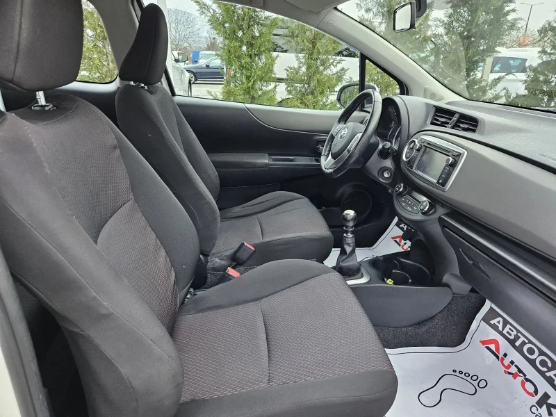 Toyota Yaris 1.4D4D-90кс= 6СКОРОСТИ= КАМЕРА= ACTIVE, снимка 13 - Автомобили и джипове - 48667669