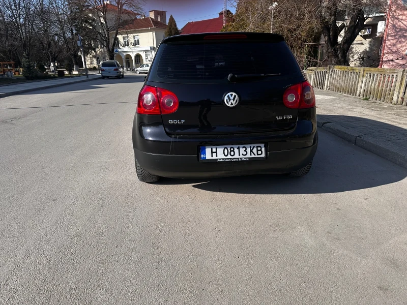 VW Golf 1.6FSI, снимка 3 - Автомобили и джипове - 49057936