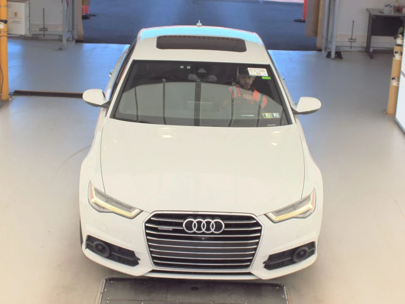 Audi A6 3.0T* MATRIX* ДИСТРОНИК* ХЕДЪП* МАСАЖ* 360КАМЕРА* , снимка 7 - Автомобили и джипове - 52835555