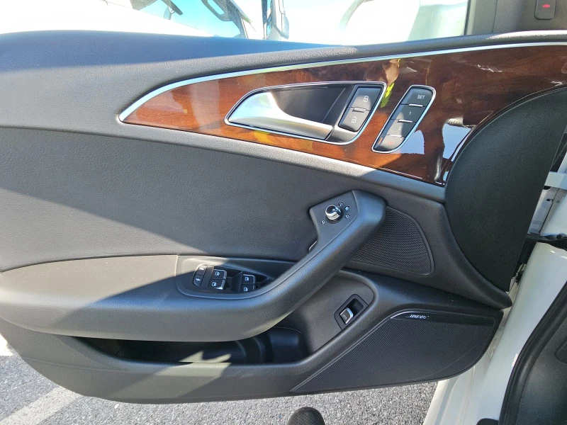 Audi A6 3.0T* MATRIX* ДИСТРОНИК* ХЕДЪП* МАСАЖ* 360КАМЕРА* , снимка 9 - Автомобили и джипове - 52835555