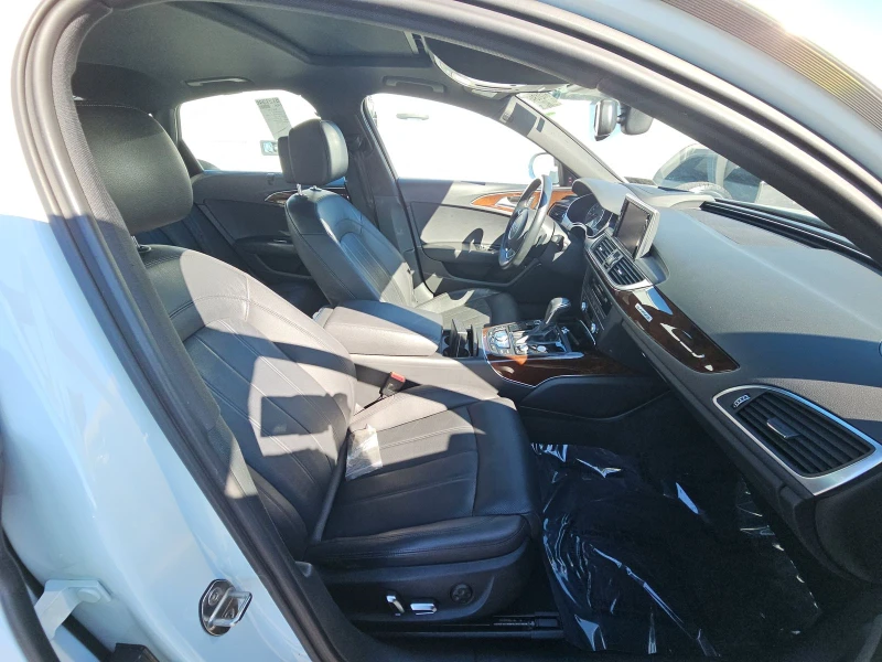 Audi A6 3.0T* MATRIX* ДИСТРОНИК* ХЕДЪП* МАСАЖ* 360КАМЕРА* , снимка 14 - Автомобили и джипове - 52835555