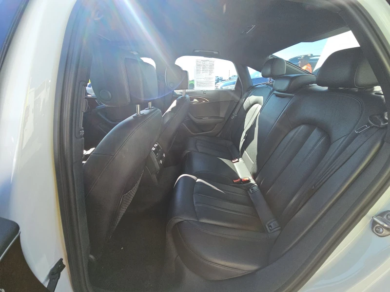 Audi A6 3.0T* MATRIX* ДИСТРОНИК* ХЕДЪП* МАСАЖ* 360КАМЕРА* , снимка 15 - Автомобили и джипове - 52835555