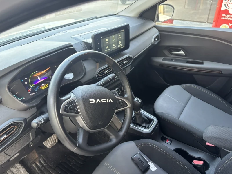 Dacia Jogger, снимка 8 - Автомобили и джипове - 52676636