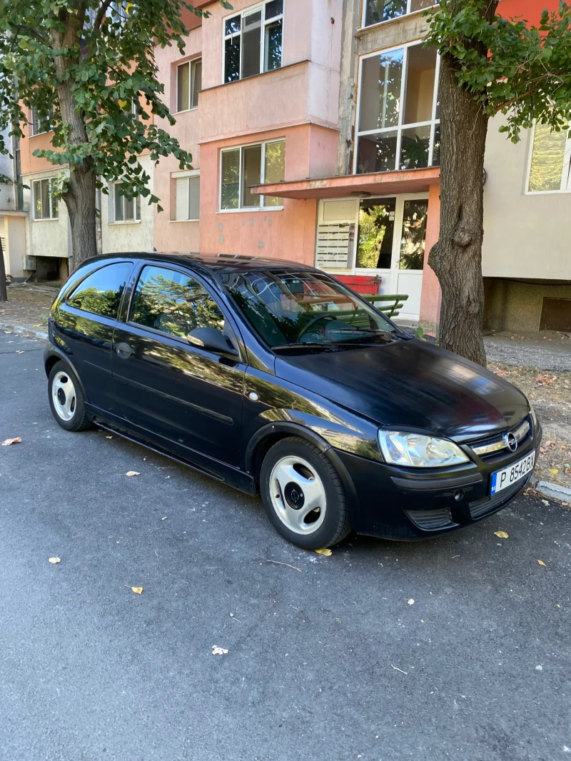 Opel Corsa 1.0 Климатик, снимка 9 - Автомобили и джипове - 52244195