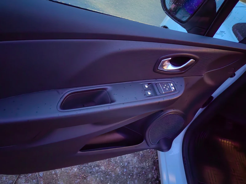 Renault Clio N1, снимка 15 - Автомобили и джипове - 52349168
