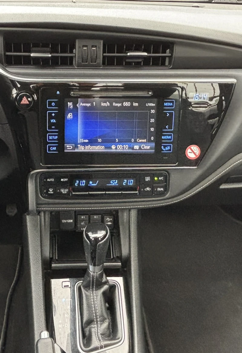 Toyota Corolla 1.6 132 hp LUNA, снимка 12 - Автомобили и джипове - 52489290