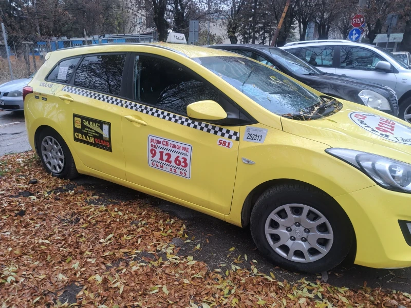 Hyundai I30, снимка 3 - Автомобили и джипове - 52624719