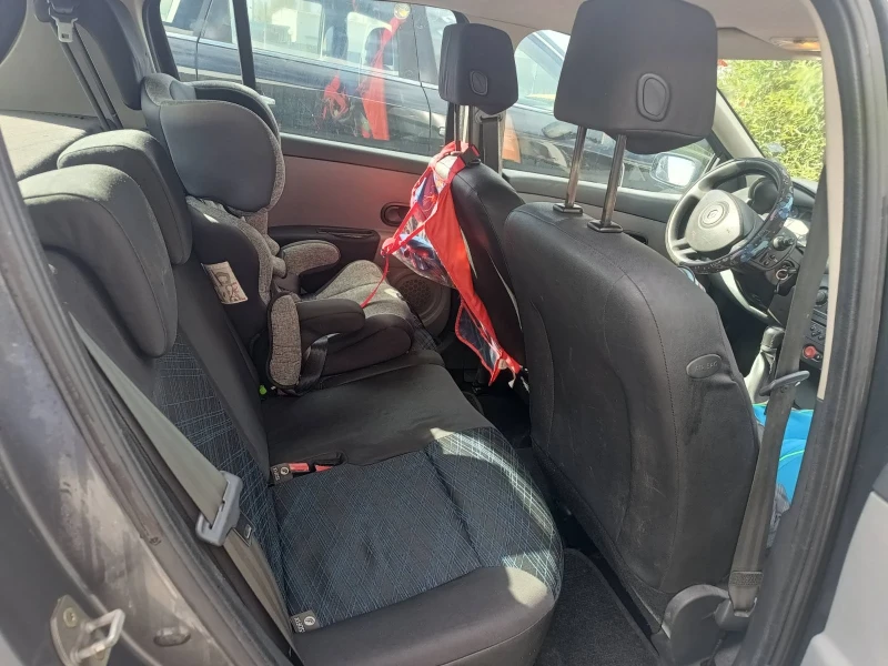 Renault Clio 1.2i 75hp, снимка 3 - Автомобили и джипове - 52913534