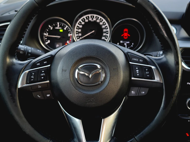 Mazda 6 2.2D Skyactive AWD (GJ) facelift, снимка 11 - Автомобили и джипове - 53470272
