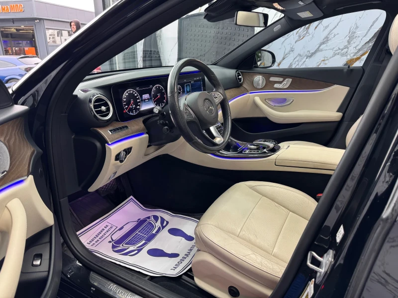 Mercedes-Benz E 400 4MATIC | 2018 г. | Burmester | Head-Up | Keyless, снимка 5 - Автомобили и джипове - 53489497